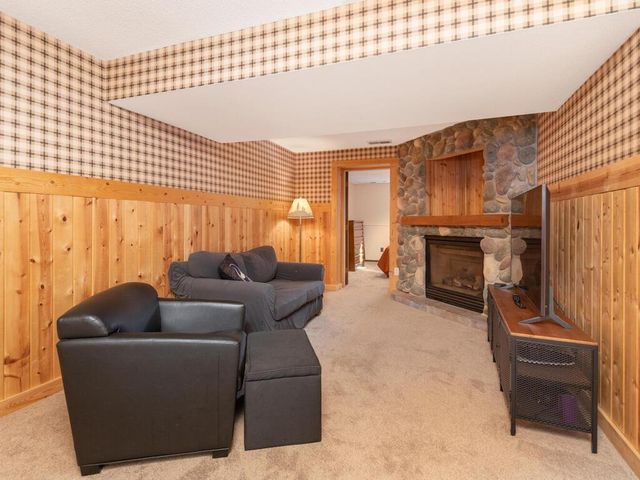 2955 Yosemite Avenue S, Saint Louis Park, MN 55416