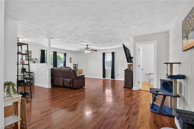 713 Pelham DR, Hampton, VA 23669
