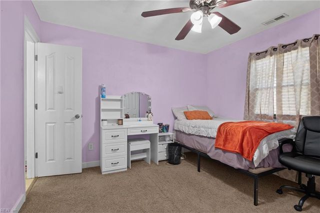 713 Pelham DR, Hampton, VA 23669