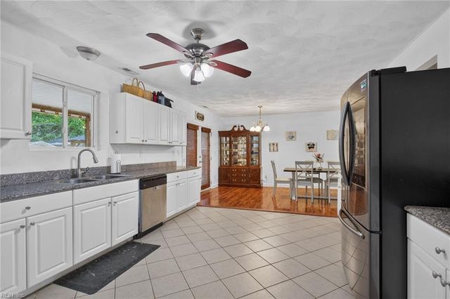 713 Pelham DR, Hampton, VA 23669