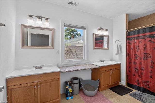 713 Pelham DR, Hampton, VA 23669