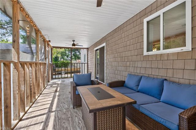 713 Pelham DR, Hampton, VA 23669