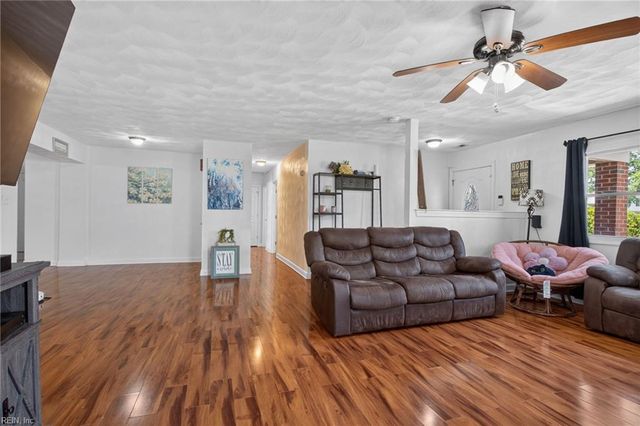 713 Pelham DR, Hampton, VA 23669