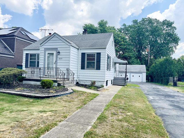 8339 Kraay Avenue, Munster, IN 46321