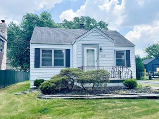8339 Kraay Avenue, Munster, IN 46321