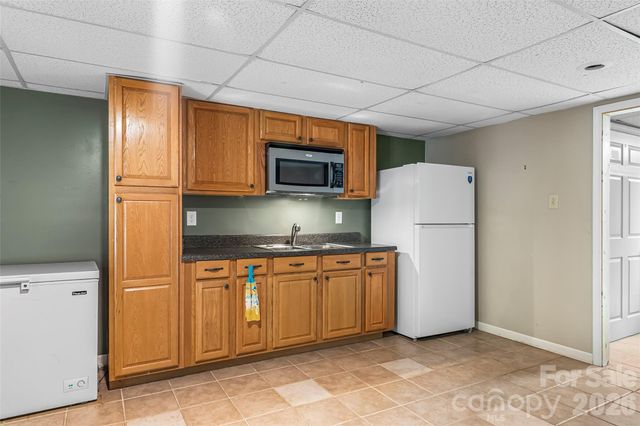5468 Valley Run Street, Hickory, NC 28601