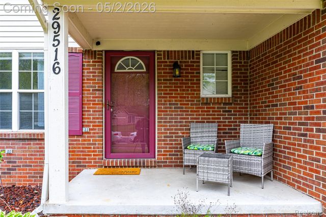 29516 Hunter Street, Brownstown Charter Township, MI 48183