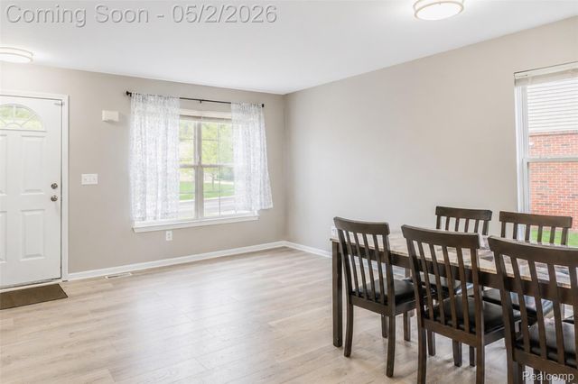 29516 Hunter Street, Brownstown Charter Township, MI 48183