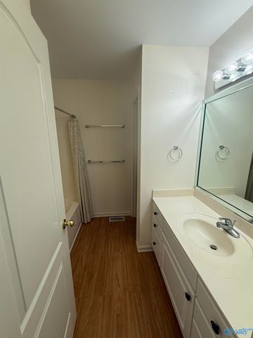 1719 Weymouth Lane, Huntsville, AL 35806