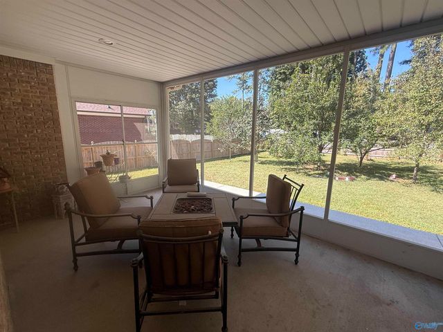1719 Weymouth Lane, Huntsville, AL 35806