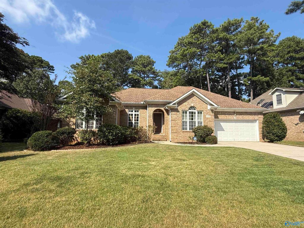 1719 Weymouth Lane, Huntsville, AL 35806