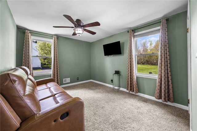642 Ogden Parma Tl Road, Parma, NY 14559