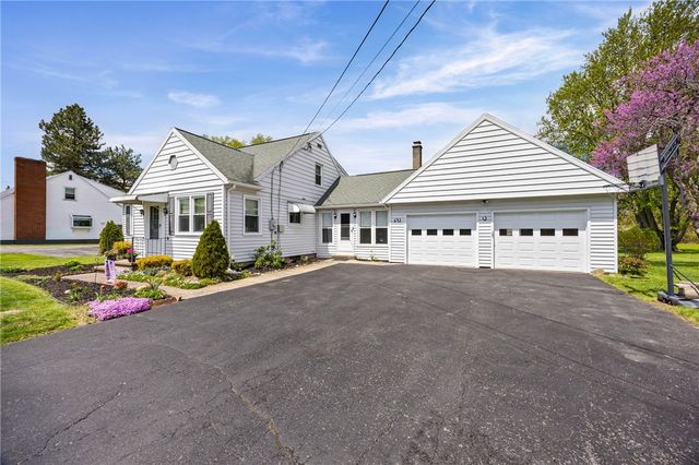 642 Ogden Parma Tl Road, Parma, NY 14559