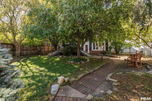 704 RIVER Drive, Bettendorf, IA 52722