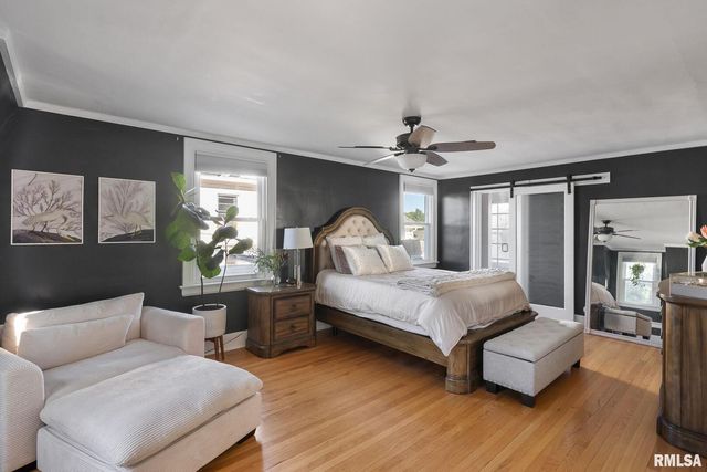 704 RIVER Drive, Bettendorf, IA 52722