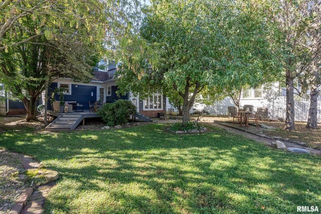 704 RIVER Drive, Bettendorf, IA 52722