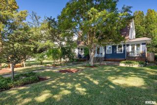 704 RIVER Drive, Bettendorf, IA 52722