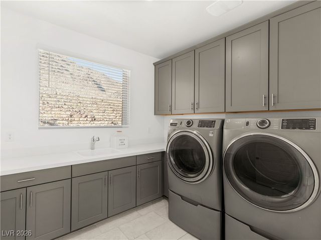 342 Kandinsky Court, Henderson, NV 89012