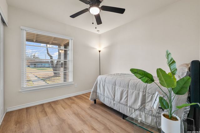 1015 Weizmann, San Antonio, TX 78213