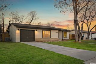 1015 Weizmann, San Antonio, TX 78213