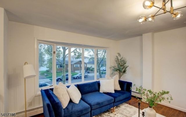 215 E 10Th Ave, Roselle Boro, NJ 07203