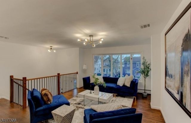 215 E 10Th Ave, Roselle Boro, NJ 07203