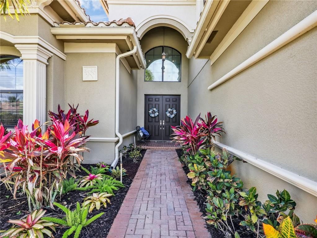2756 Crystal WAY, NAPLES, FL 34119 — photo 2