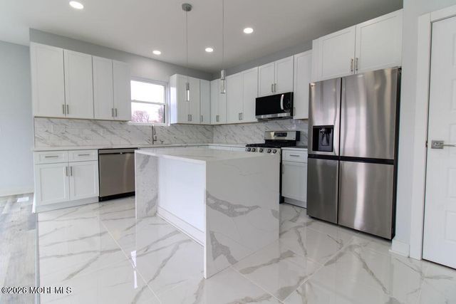 95 Kennedy Avenue, Cliffwood, NJ 07721