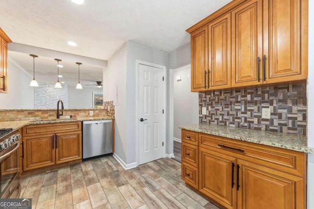 3517 Kennesaw Station Drive NW, Kennesaw, GA 30144