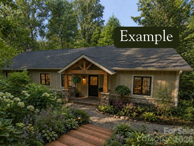 82 Englewood Drive, Hendersonville, NC 28739