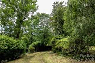 82 Englewood Drive, Hendersonville, NC 28739