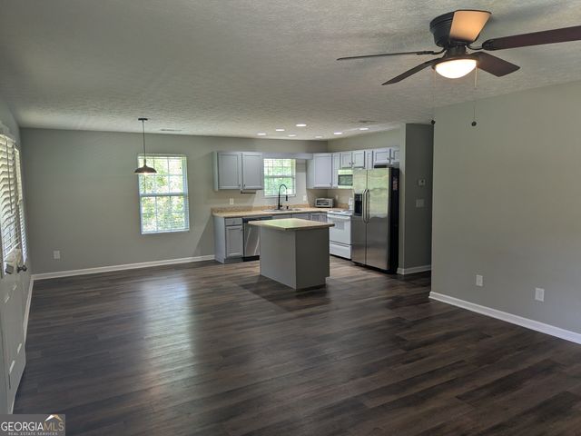 58 E Pinewood Drive, Dahlonega, GA 30533