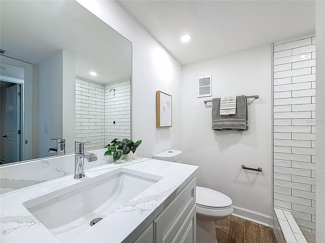 4550 COVE CIRCLE 106, St Petersburg, FL 33708