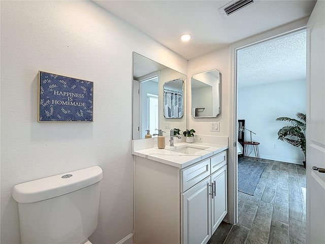 4550 COVE CIRCLE 106, St Petersburg, FL 33708