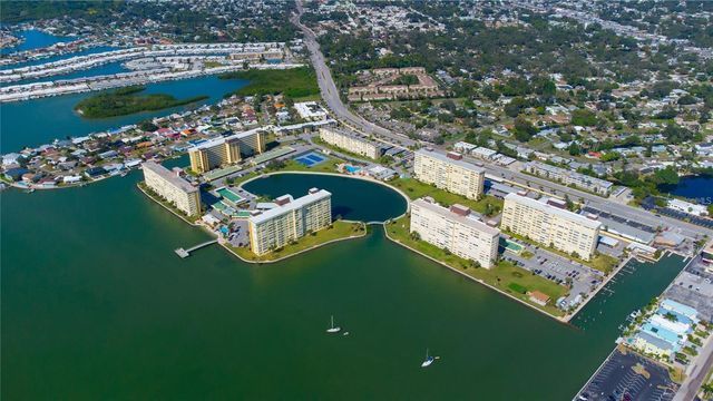 4550 COVE CIRCLE 106, St Petersburg, FL 33708