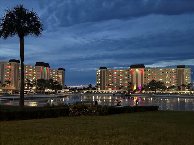 4550 COVE CIRCLE 106, St Petersburg, FL 33708