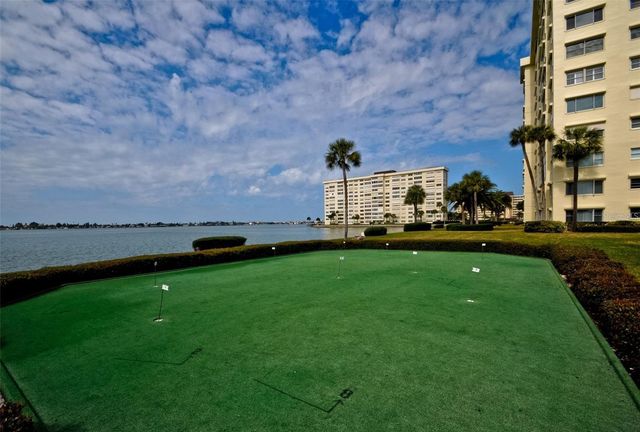 4550 COVE CIRCLE 106, St Petersburg, FL 33708