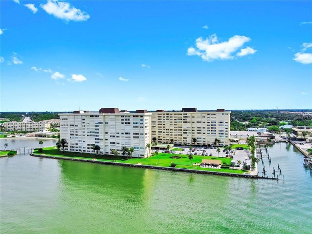 4550 COVE CIRCLE 106, St Petersburg, FL 33708