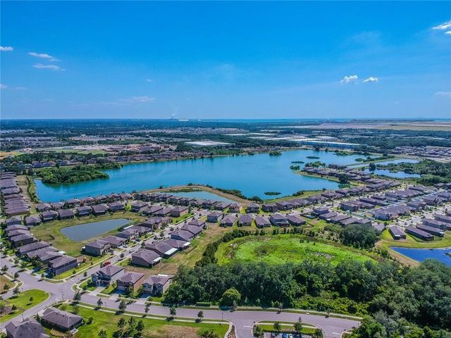 5014 WHITE SANDERLING COURT, Tampa, FL 33619