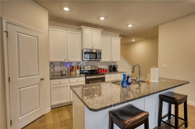 4543 Ashbrooke Trace, Stone Mountain, GA 30083