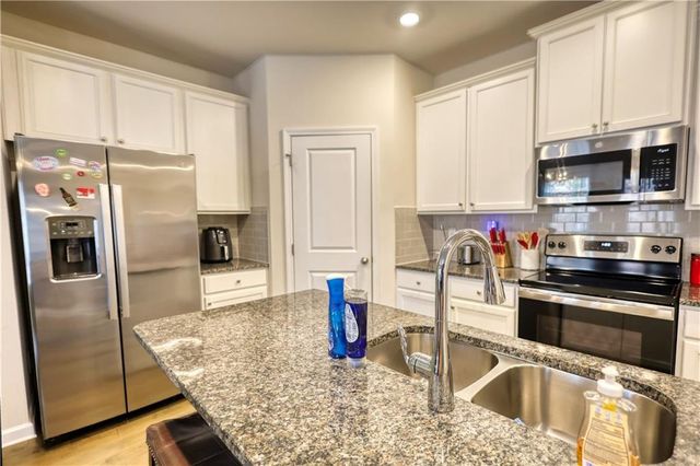 4543 Ashbrooke Trace, Stone Mountain, GA 30083