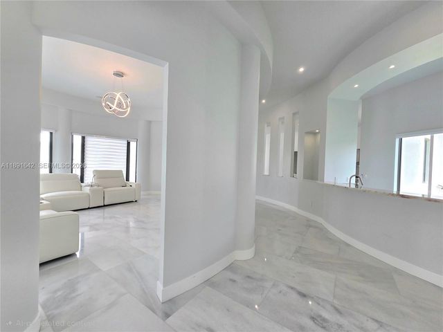 12175 SW 45th Street, Miami, FL 33175