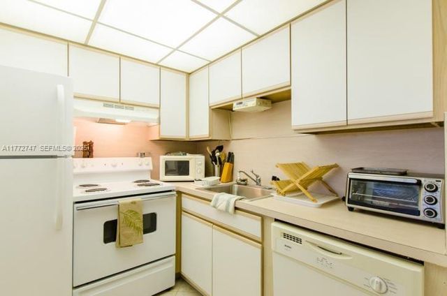 251 Mansfield F 251f 251F, Boca Raton, FL 33434