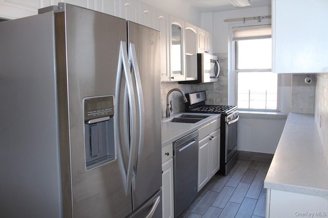 811 Bronx River Road 5A, Yonkers, NY 10708