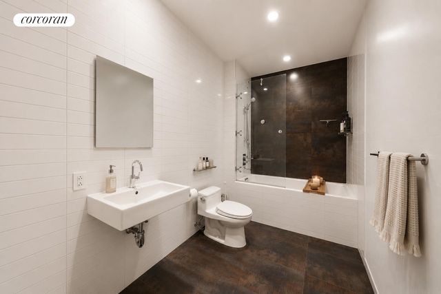 420 W 25th St Apt 7F, New York City, NY 10001