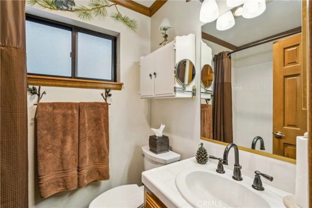 184 Massive, Lake Arrowhead, CA 92317