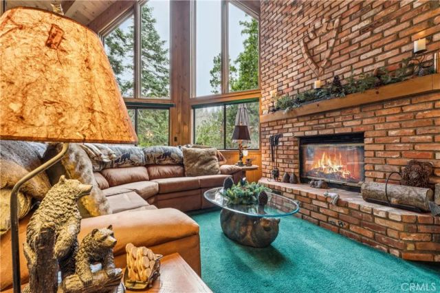 184 Massive, Lake Arrowhead, CA 92317