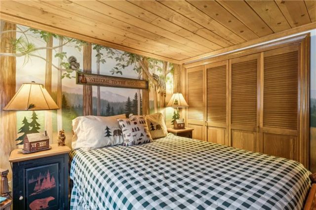 184 Massive, Lake Arrowhead, CA 92317