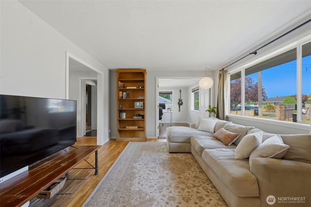4306 N Highland Avenue, Tacoma, WA 98407