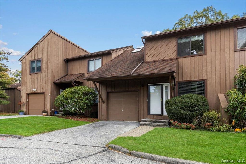 53 Wild Birch Farms 53, Cortlandt Manor, NY 10567